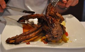Баранина с овощами Бараньи ребрышки с овощами
